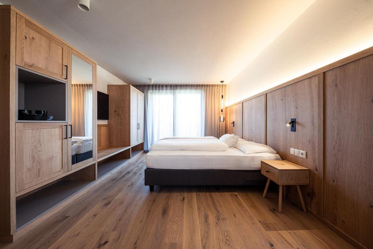 B&B Boutiquehotel Clara Bruneck Exteriör bild