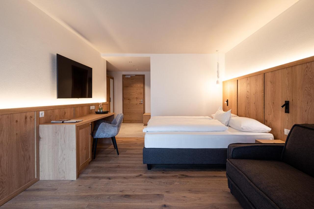 B&B Boutiquehotel Clara Bruneck Exteriör bild