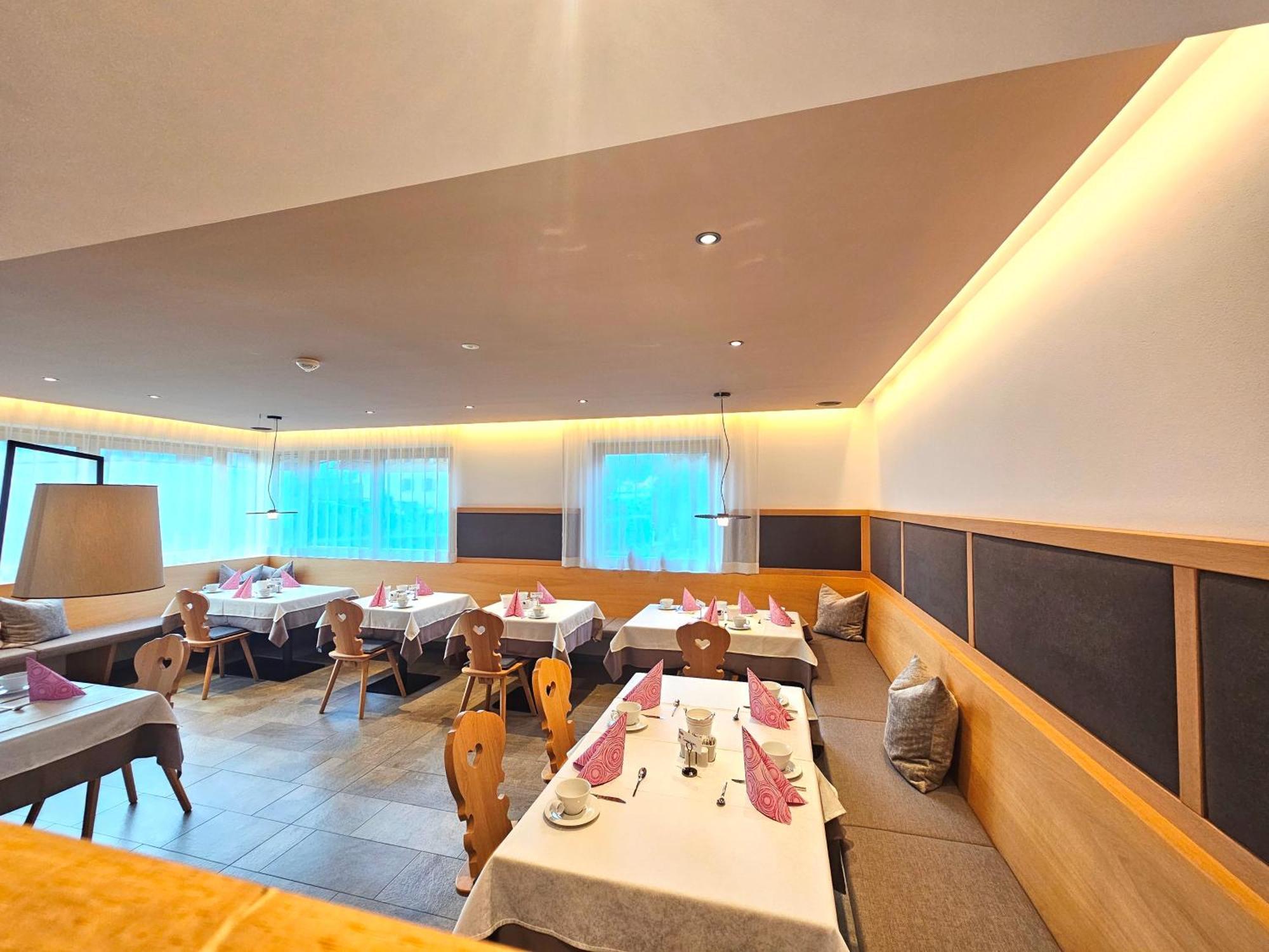 B&B Boutiquehotel Clara Bruneck Exteriör bild