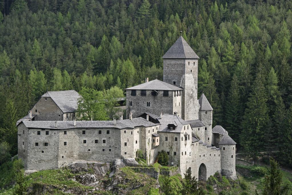 B&B Boutiquehotel Clara Bruneck Exteriör bild